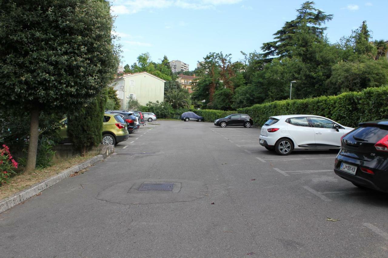 Apartmajsko Naselje Zusterna Appartement Koper Buitenkant foto